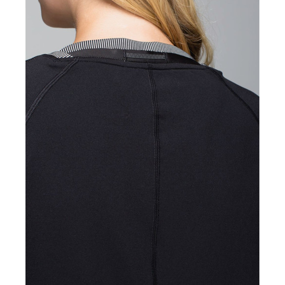 Lululemon H'Om‎ Run Jacket in Black~ 6 - Picture 2 of 8